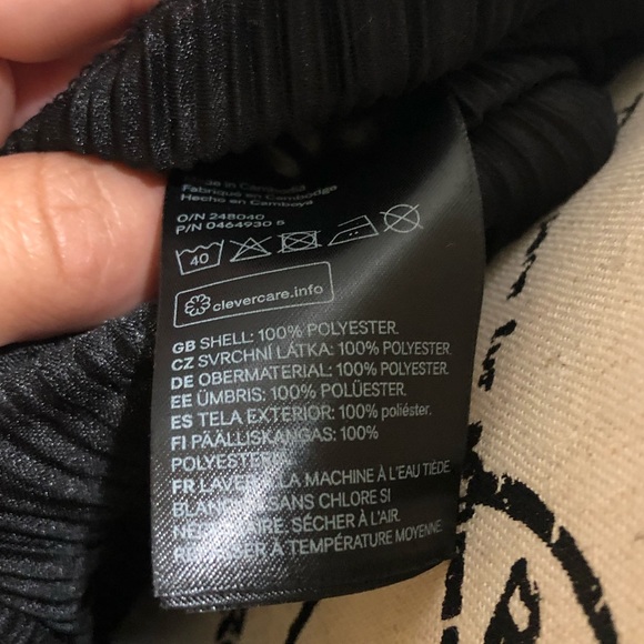 H&M Black Jumpsuit- size 12- $20 - Picture 8 of 9